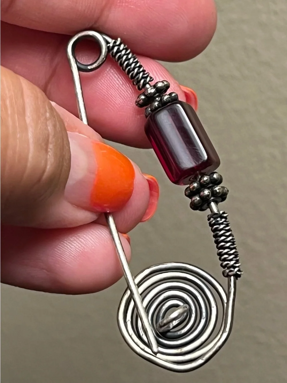 Handmade Silver tone  Wire Pin brooch  with Burgundy Glass Bead Vintage